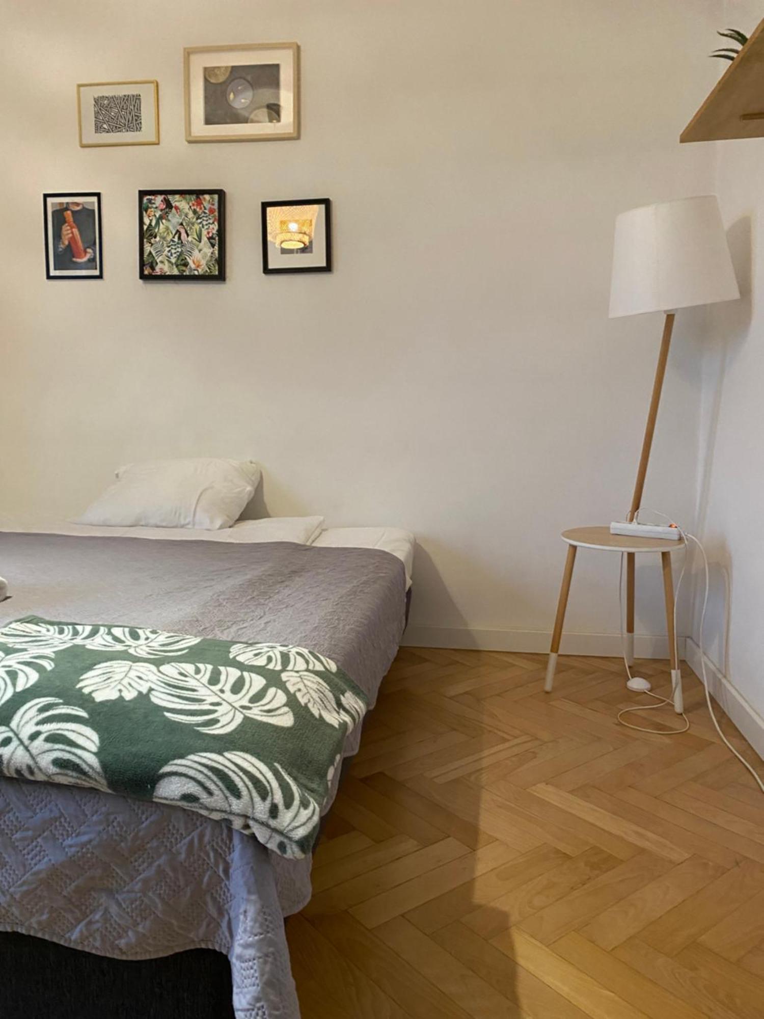 Slow Life Apartment Next To Metro Station Warsaw Ngoại thất bức ảnh