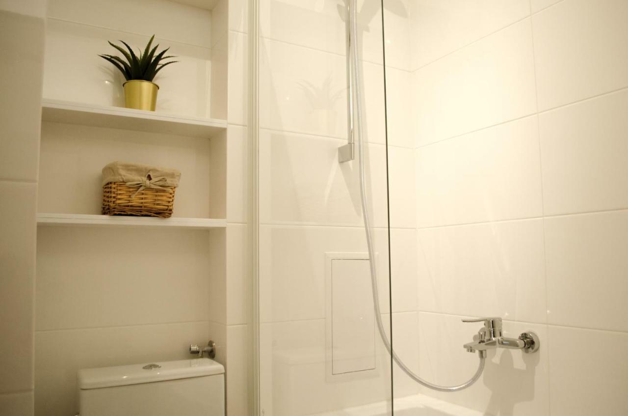 Slow Life Apartment Next To Metro Station Warsaw Ngoại thất bức ảnh